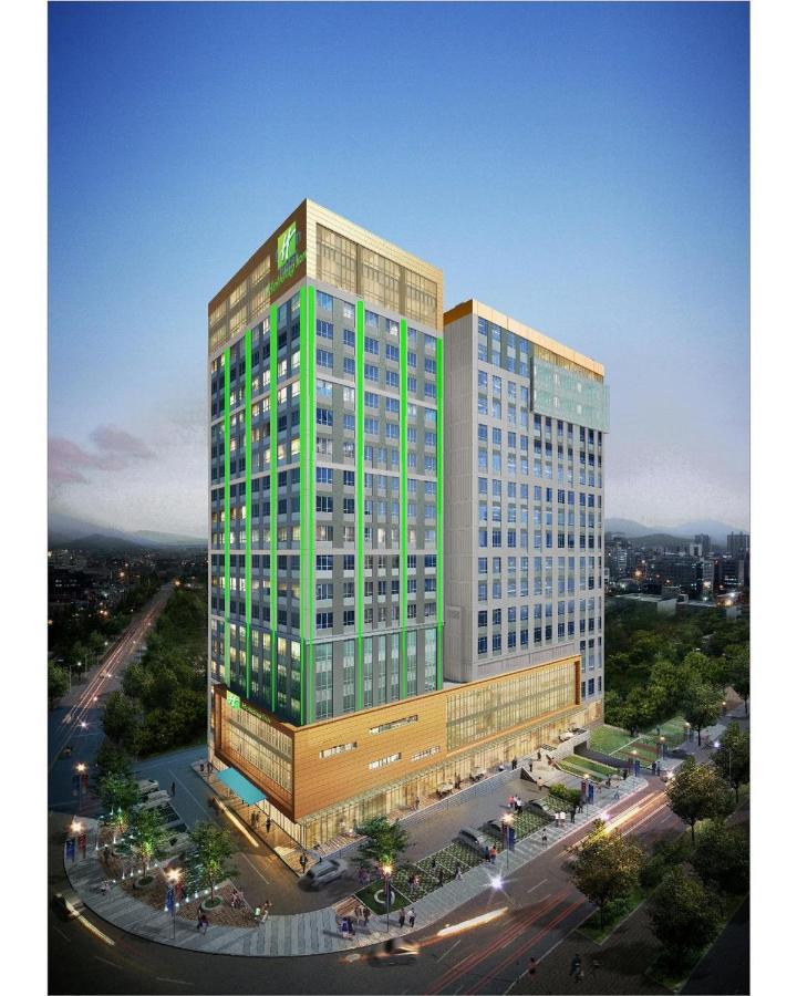 Holiday Inn Ulaanbaatar By Ihg Exterior foto